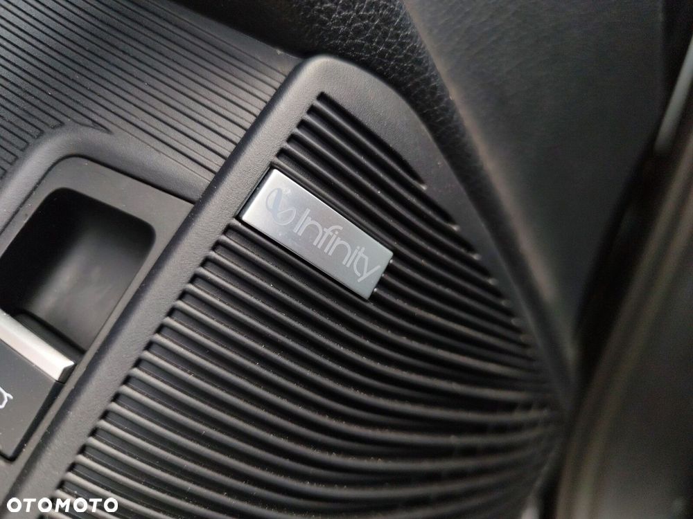 BYD Seal U - 35