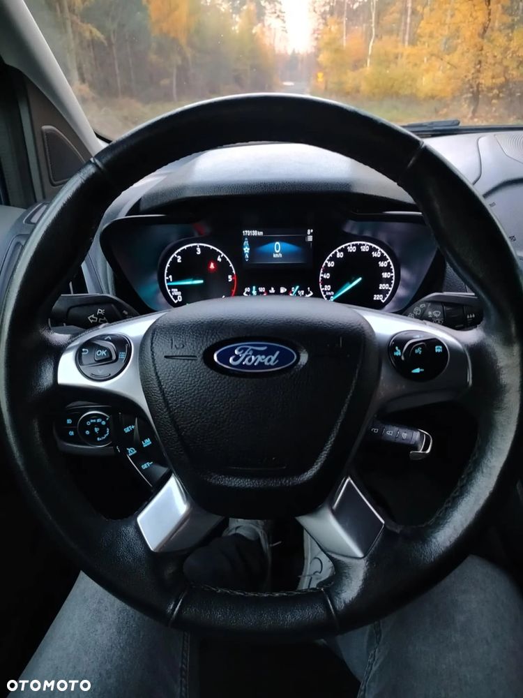 Ford Transit Connect - 10