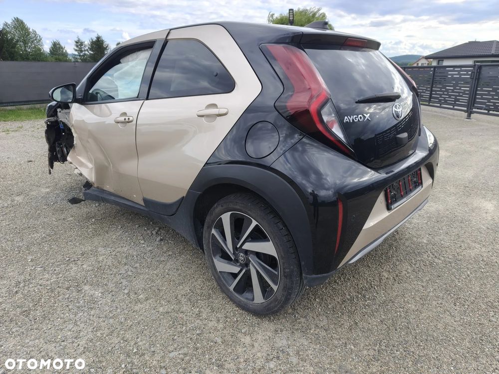 Toyota Aygo X Limited - 8