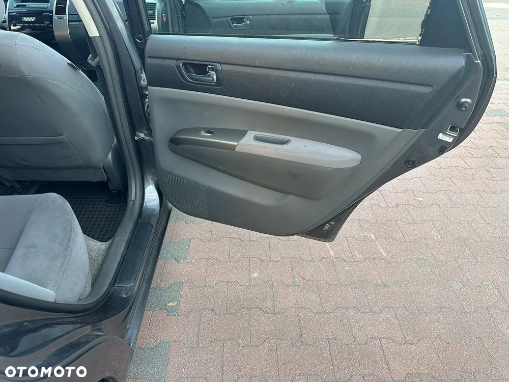 Toyota Prius - 12