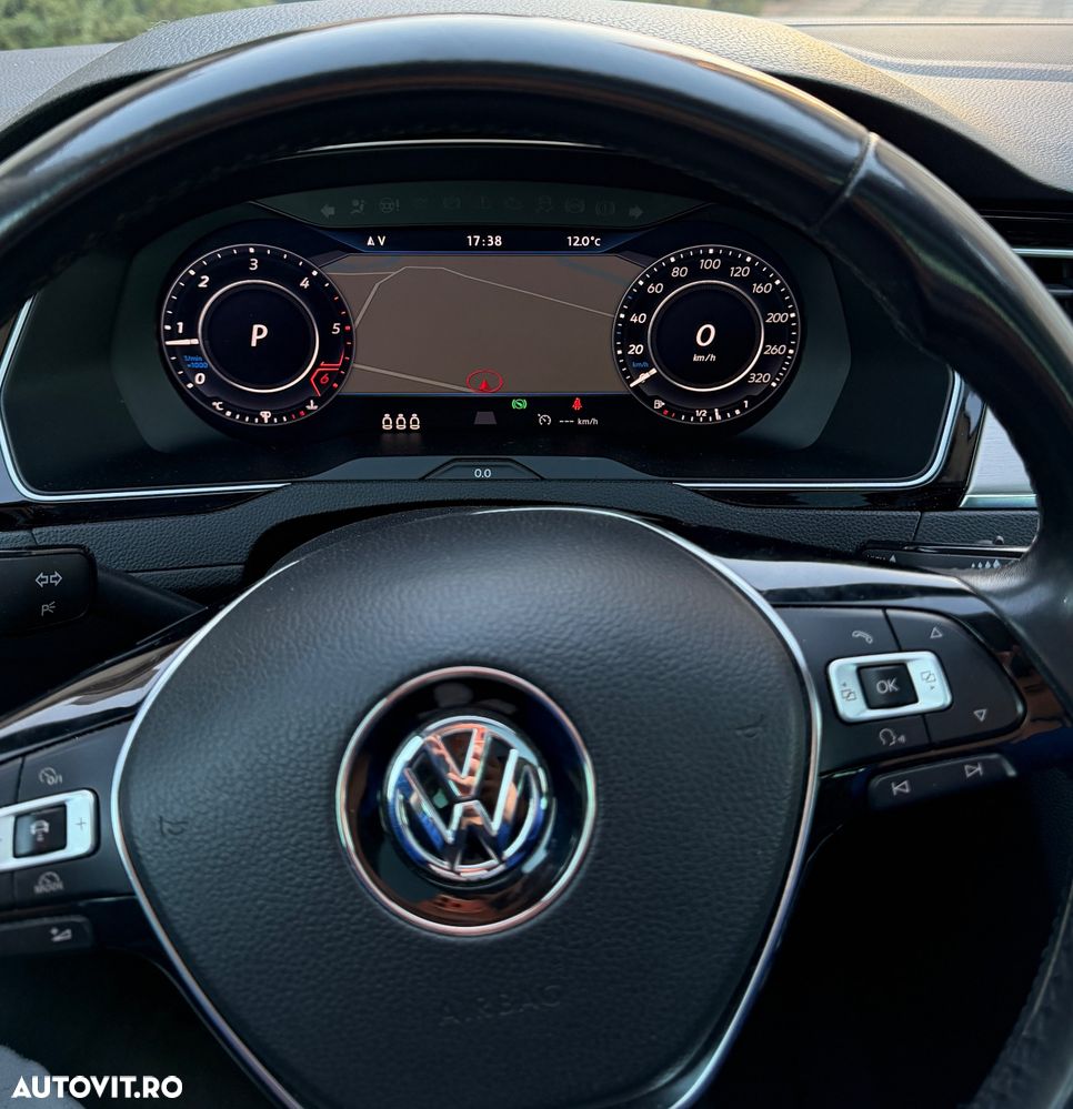 Volkswagen Passat - 9