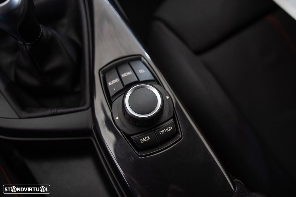 BMW 118 d Line Sport - 14
