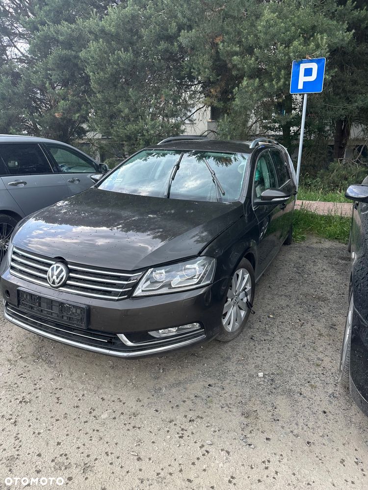 Volkswagen Passat 2.0 TDI Highline DSG - 1