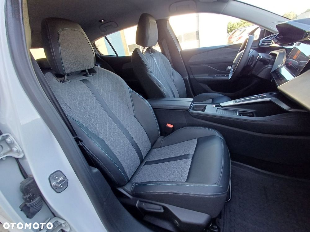 Peugeot 408 1.2 PureTech Allure Pack S&S EAT8 - 14