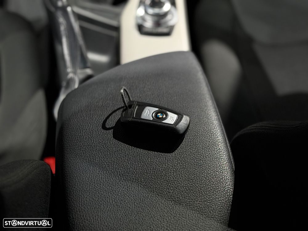 BMW 116 i Advantage - 38