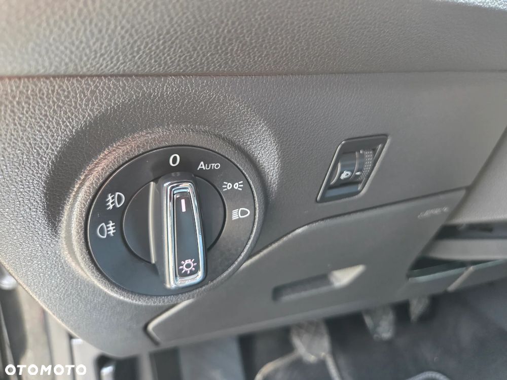 Seat Leon 1.4 TSI Start&Stop CONNECT - 24