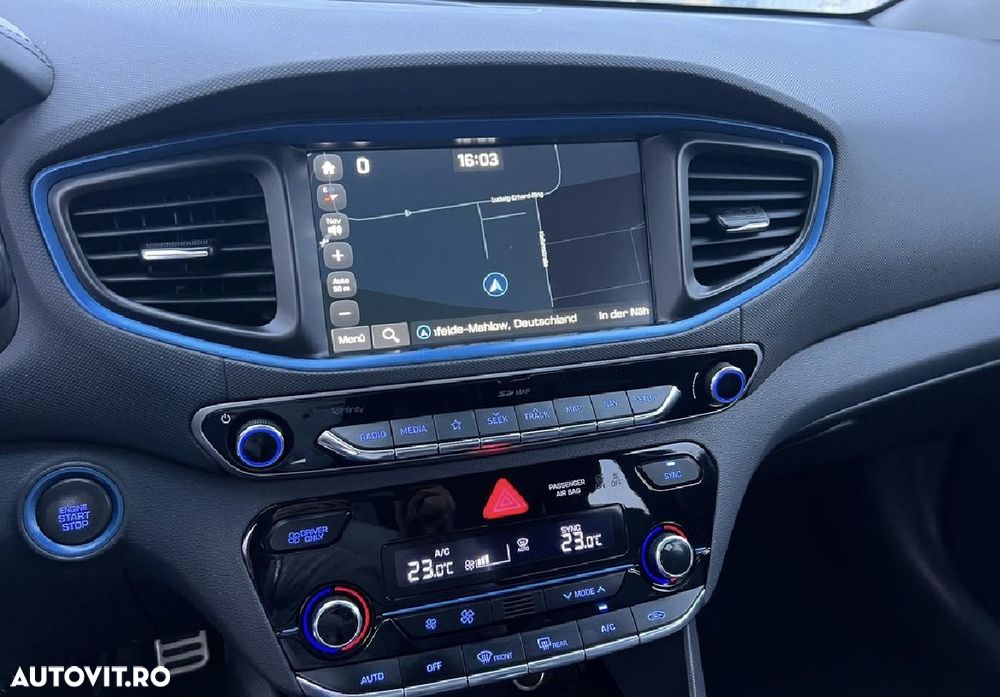 Hyundai IONIQ 1.6 GDI Premium - 23