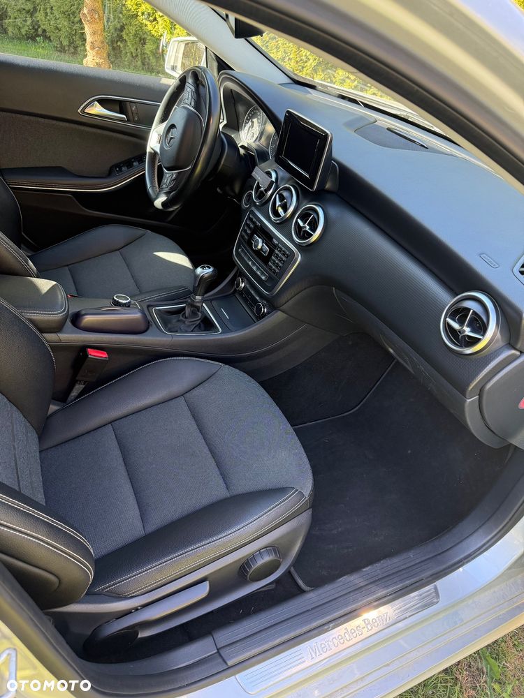 Mercedes-Benz Klasa A 200 (BlueEFFICIENCY) Style - 6