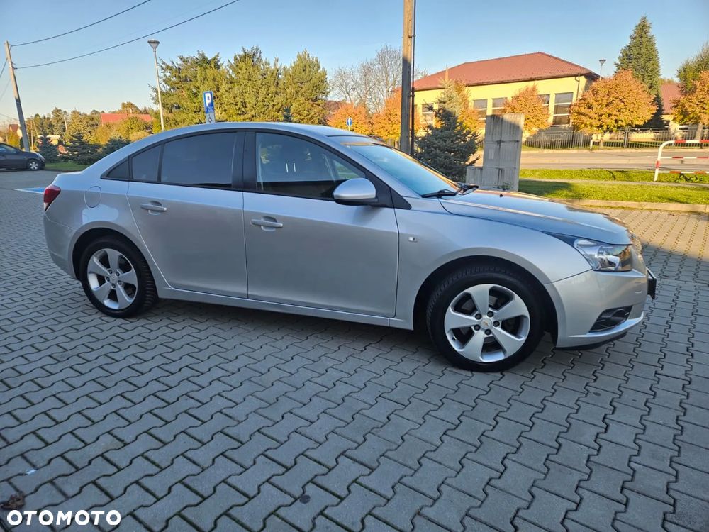 Chevrolet Cruze 2.0 D LT+ - 4
