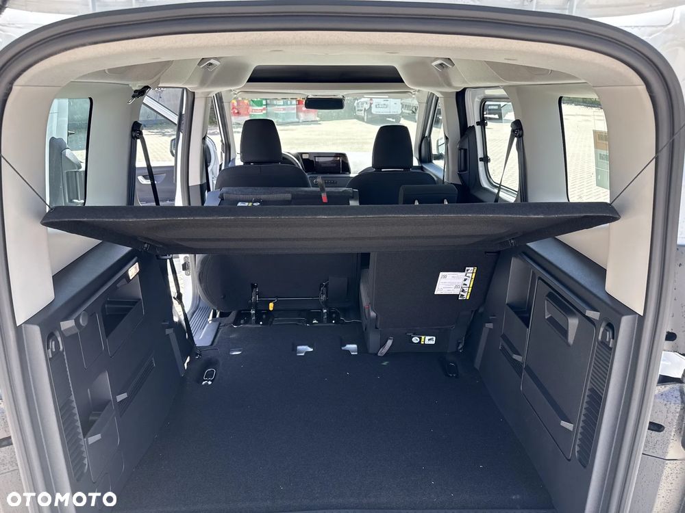 Ford Tourneo Courier 1.0 EcoBoost Trend - 12