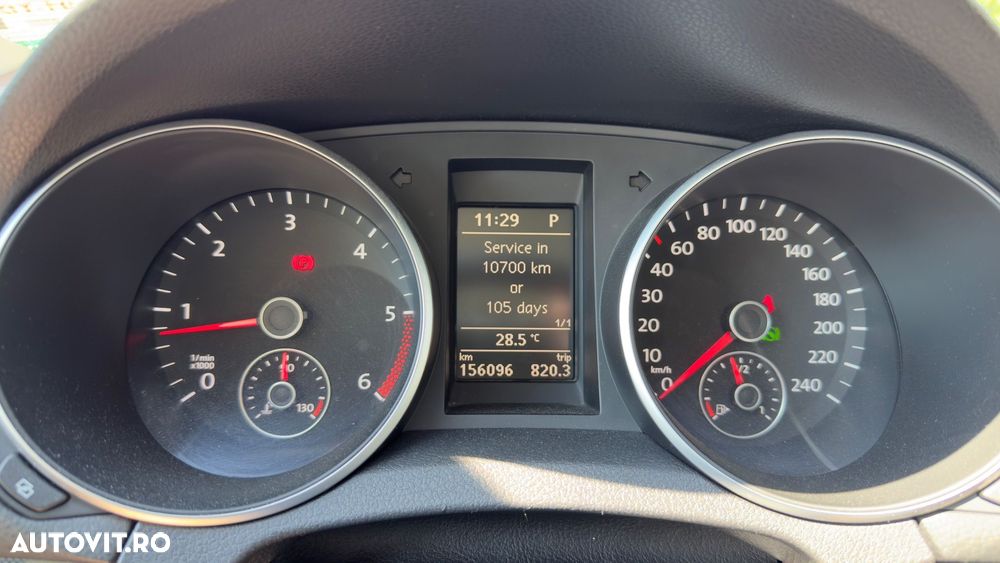 Volkswagen Golf 1.6 TDI BlueMotion Technology DPF Comfortline DSG - 16