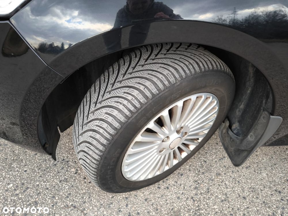 Ford Mondeo 2.0 TDCi Titanium - 23