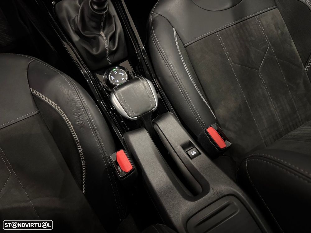 Peugeot 2008 1.6 BlueHDi Crossway - 40