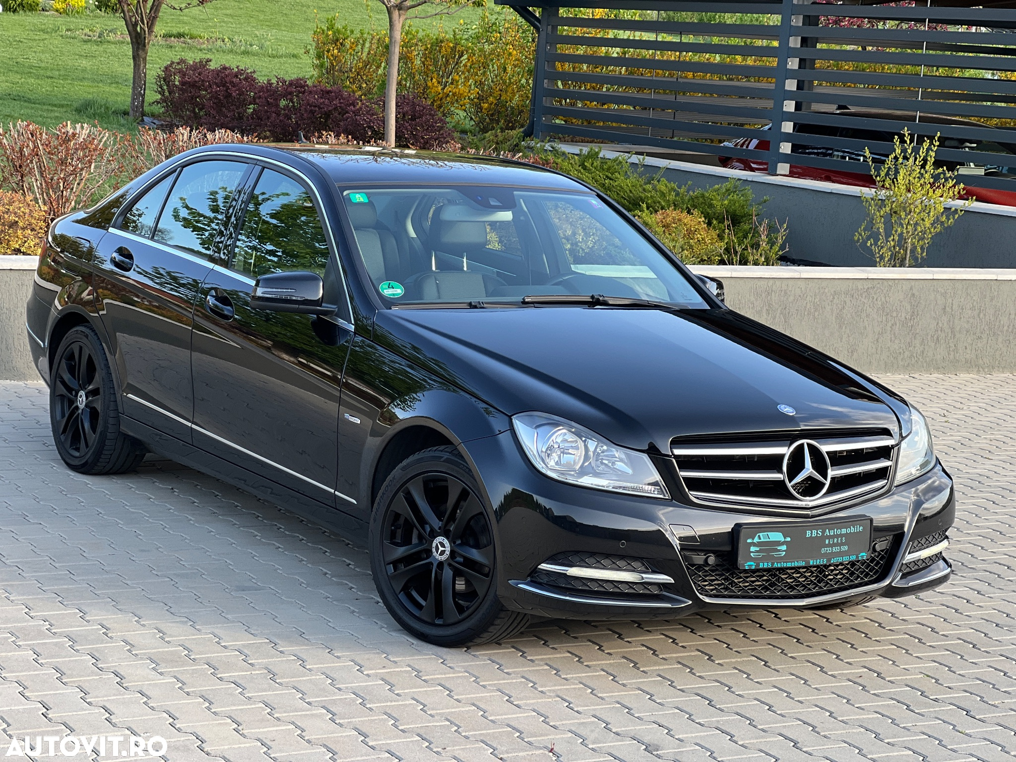 Mercedes-Benz C 180 CGI BlueEFFICIENCY Avantgarde - 32