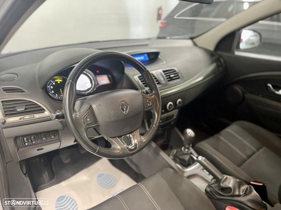 Renault Mégane 1.5 dCi Confort SS - 6
