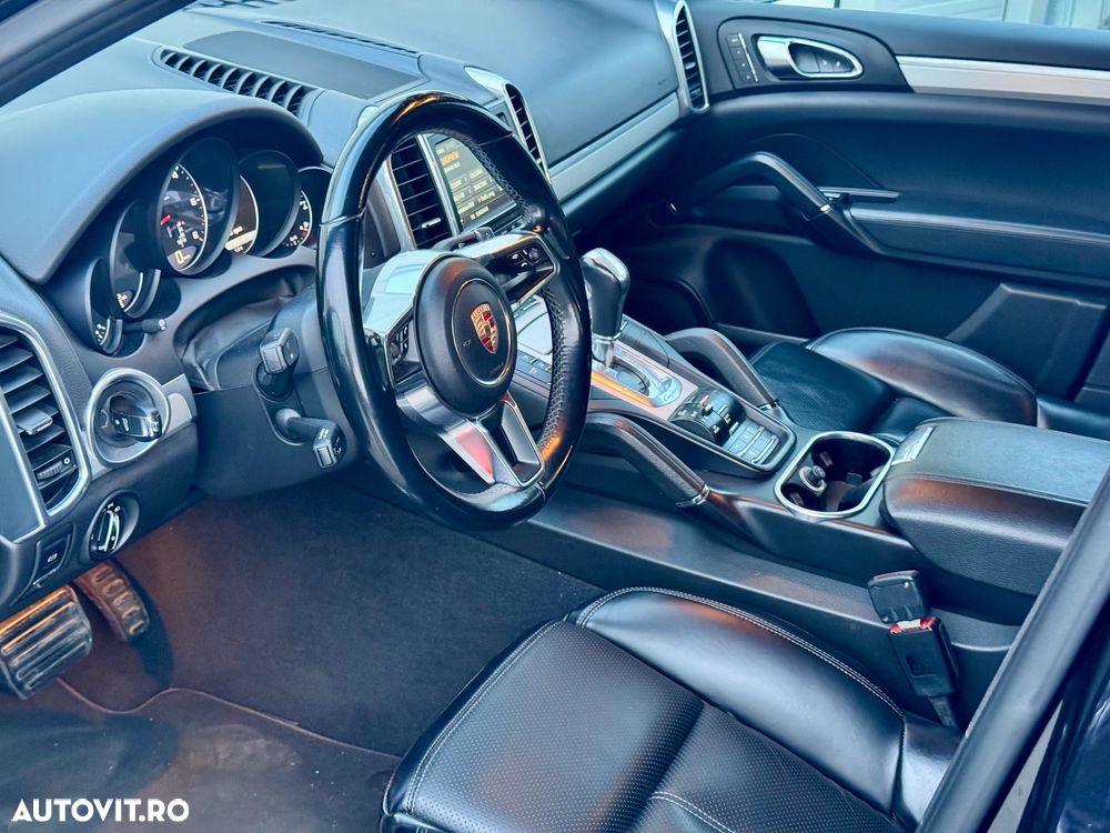 Porsche Cayenne Diesel Platinum Edition - 5