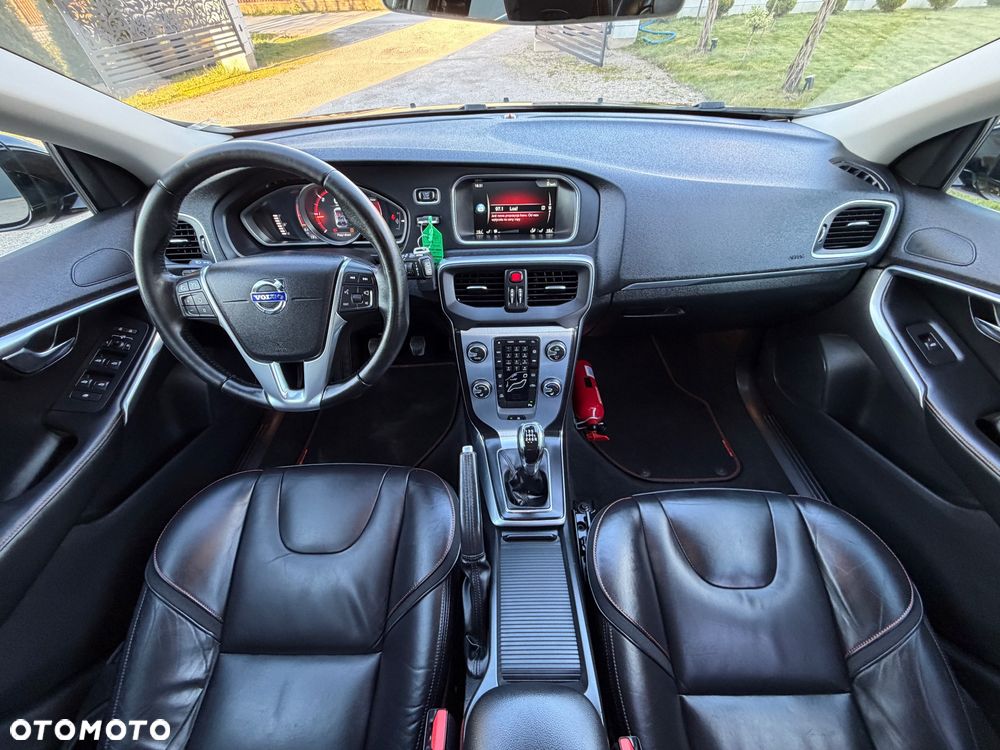 Volvo V40 D2 Ocean Race - 9