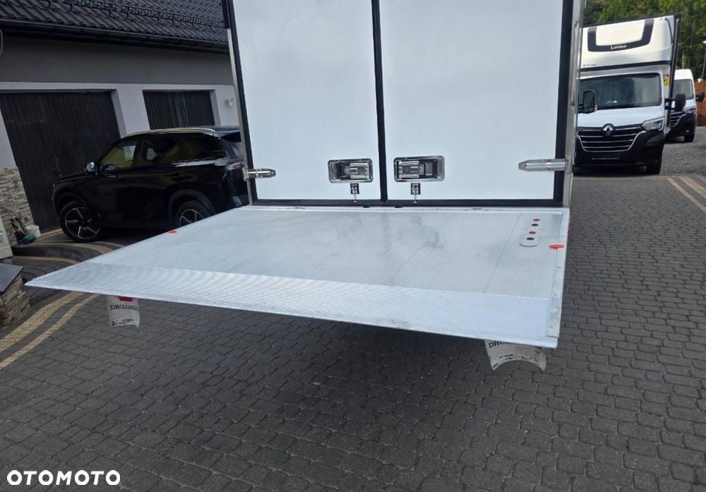 Mercedes-Benz Sprinter 519 - 35