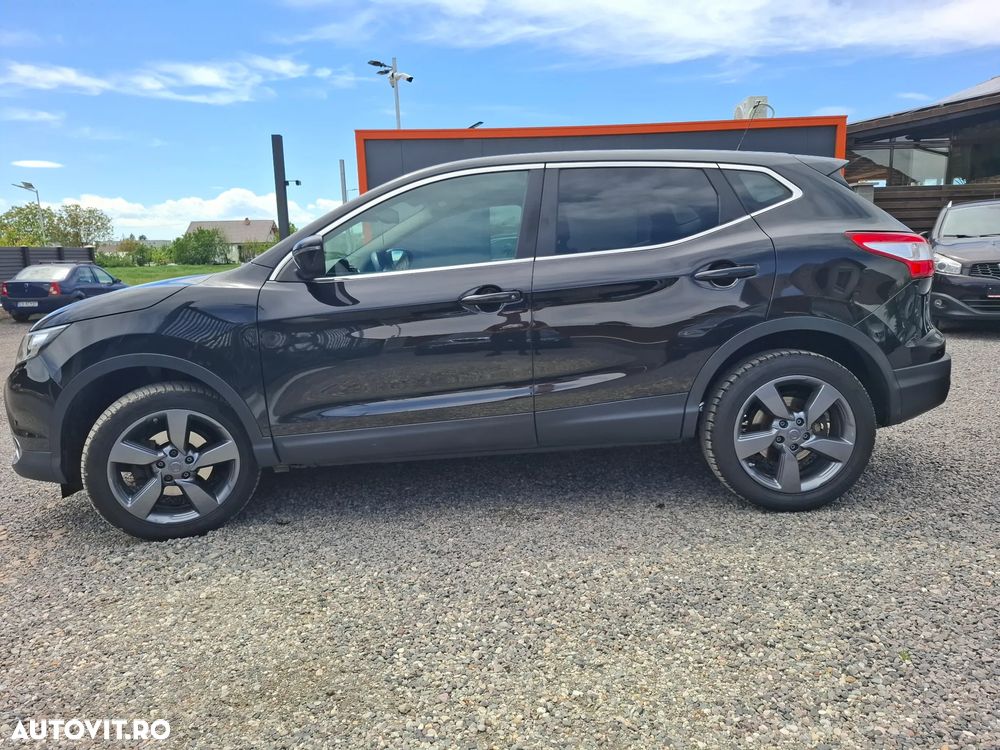 Nissan Qashqai 1.5 DCI Start/Stop N-Connecta - 4