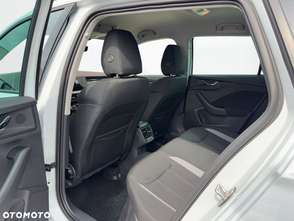 Skoda Kamiq 1.0 TSI Selection - 31