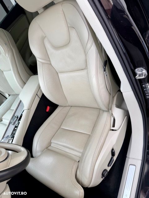 Volvo XC 90 - 9