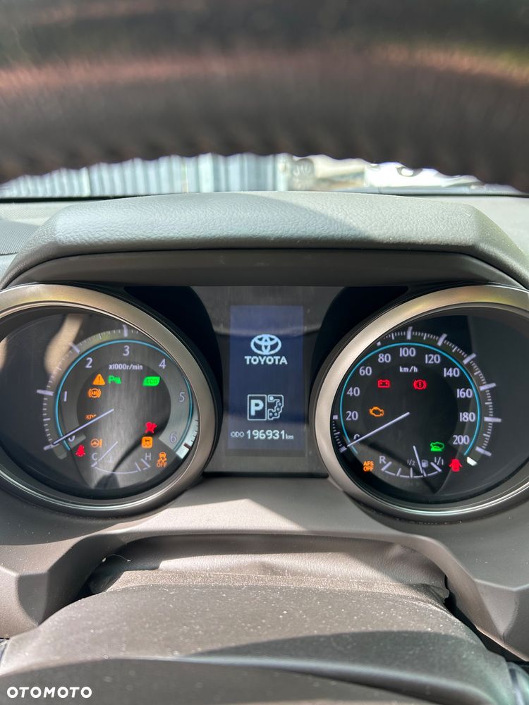 Toyota Land Cruiser LC 3.0 D-4D Premium - 8