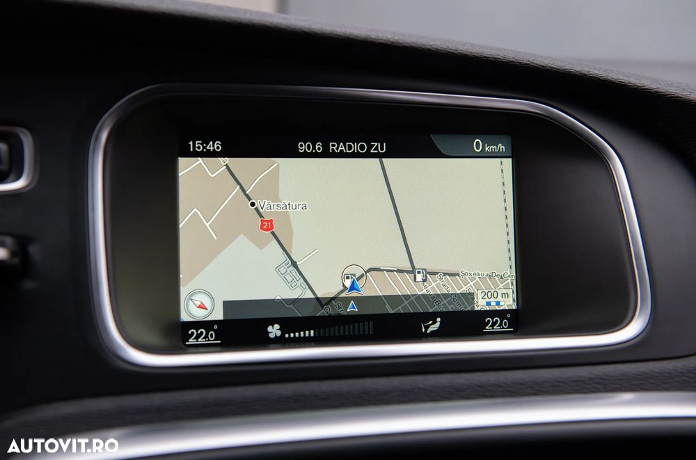 Volvo V40 D3 Geartronic Momentum - 26