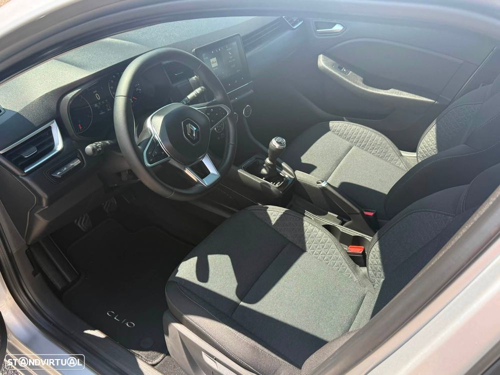 Renault Clio 1.0 TCe Evolution - 10