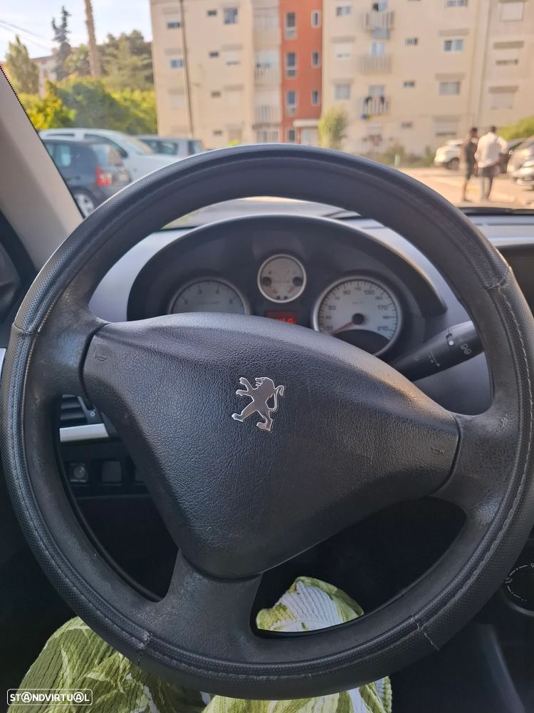 Peugeot 206+ 1.1 Trendy - 10