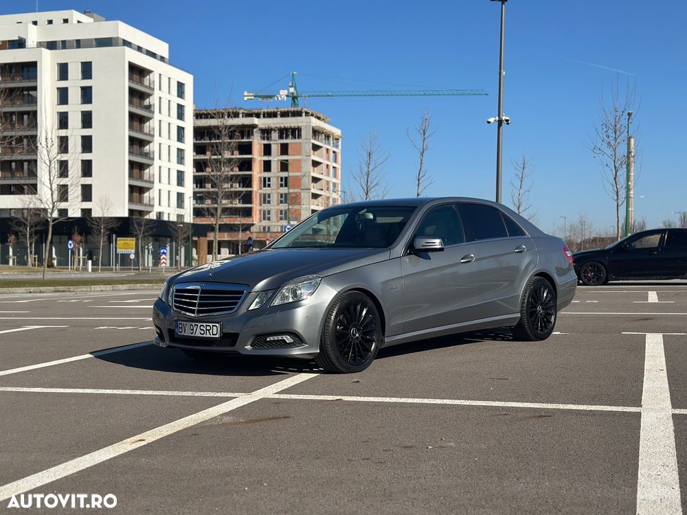 Mercedes-Benz E 220 CDI DPF BlueEFFICIENCY Automatik Avantgarde - 2