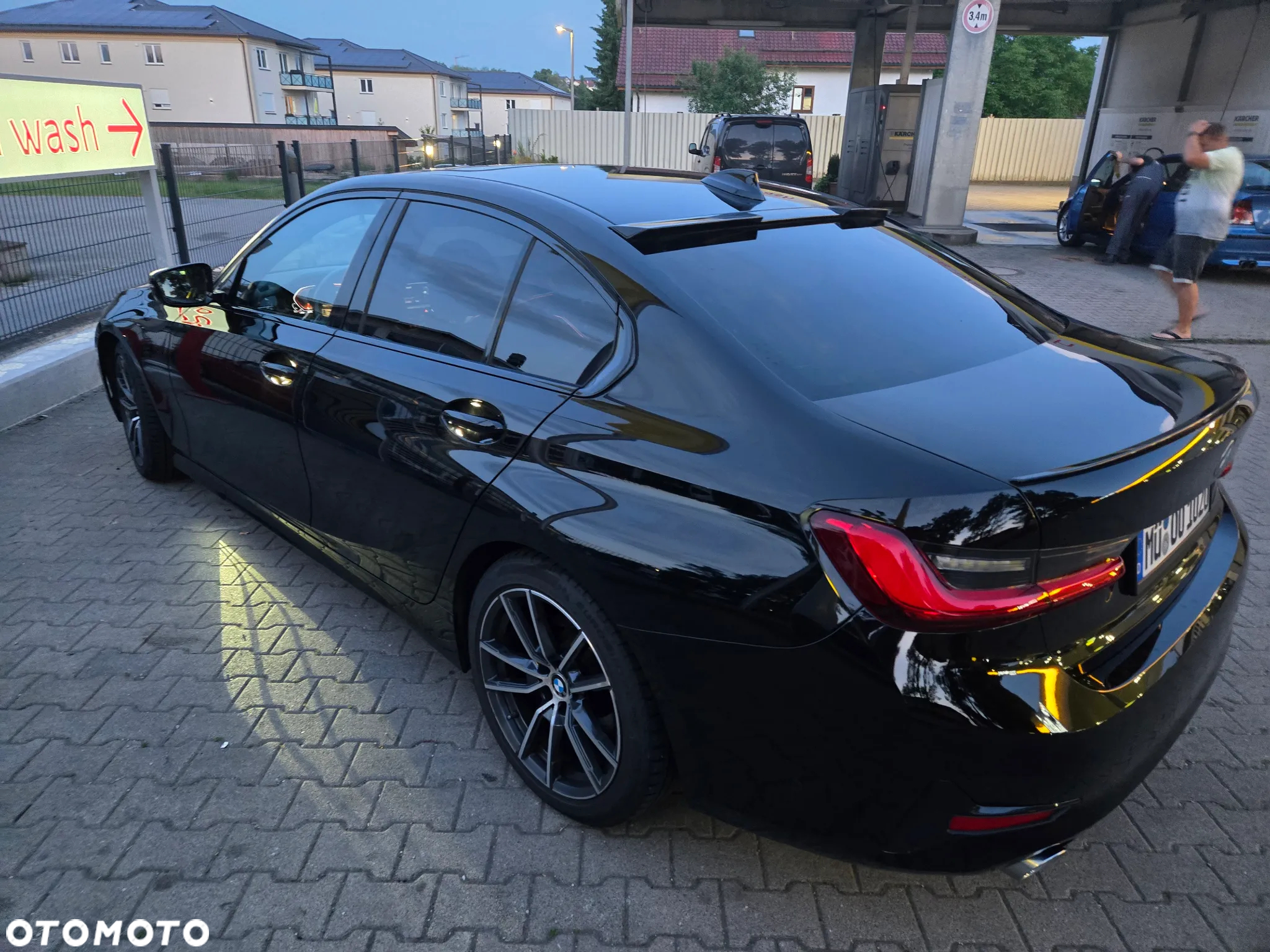 BMW Seria 3 320d Sport Line - 2