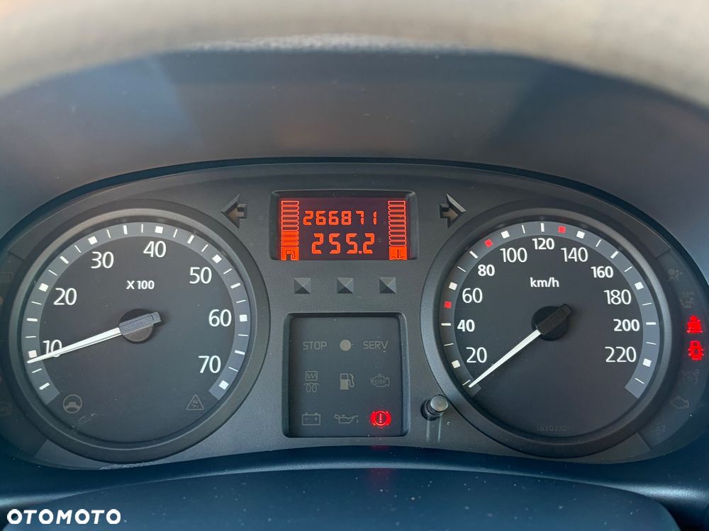 Renault Clio 1.5 dCi Privilege - 8