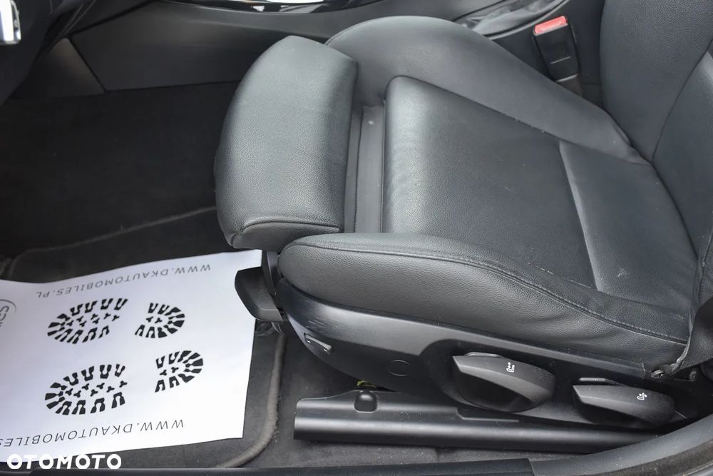 BMW Seria 3 318d DPF Edition Exclusive - 22