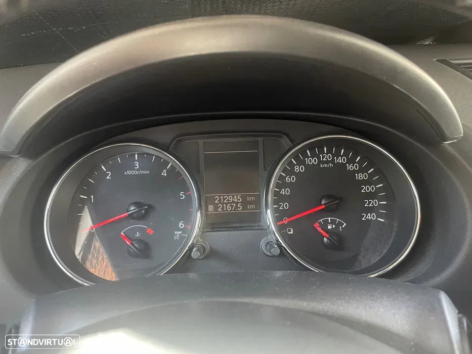 Nissan Qashqai +2 - 9
