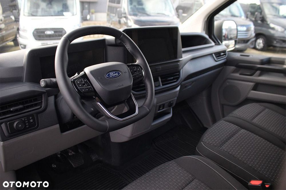 Ford Transit Custom - 11