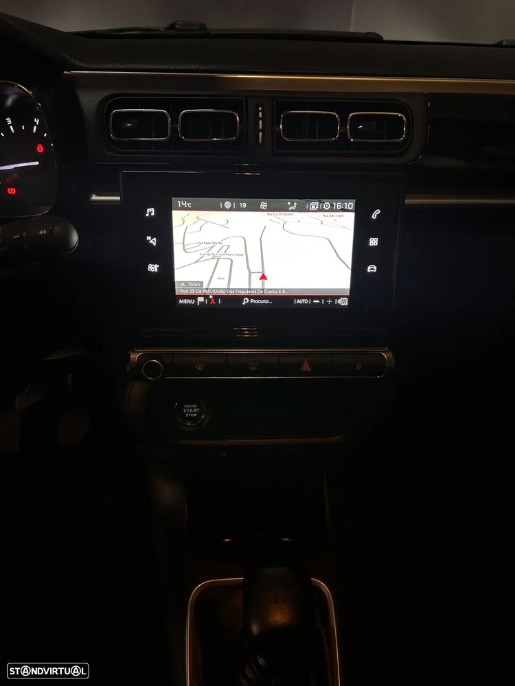 Citroën C3 1.2 PureTech Shine - 15