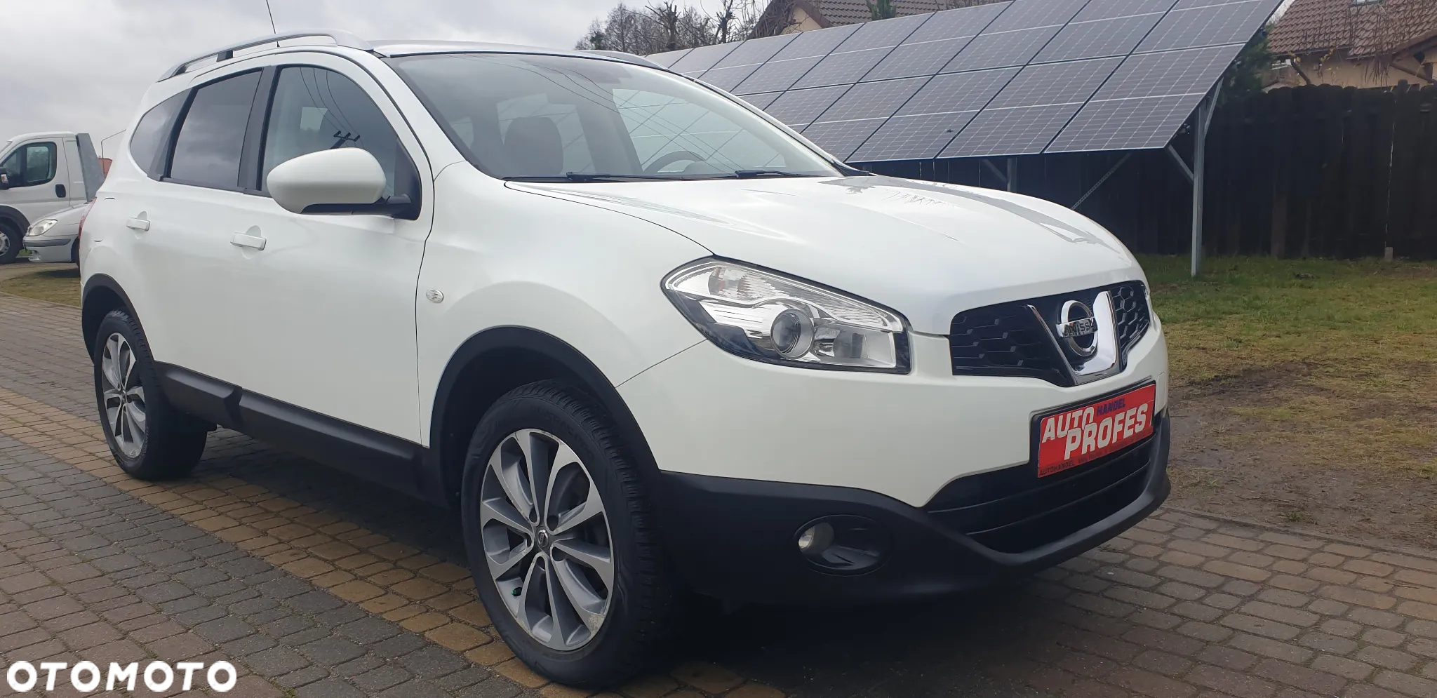 Nissan Qashqai+2 - 8