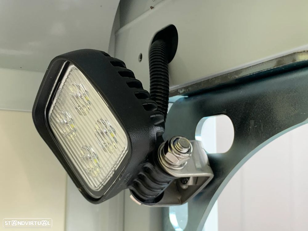 Iveco Daily 35S14H EA8 Carga útil 1.100Kg - 16