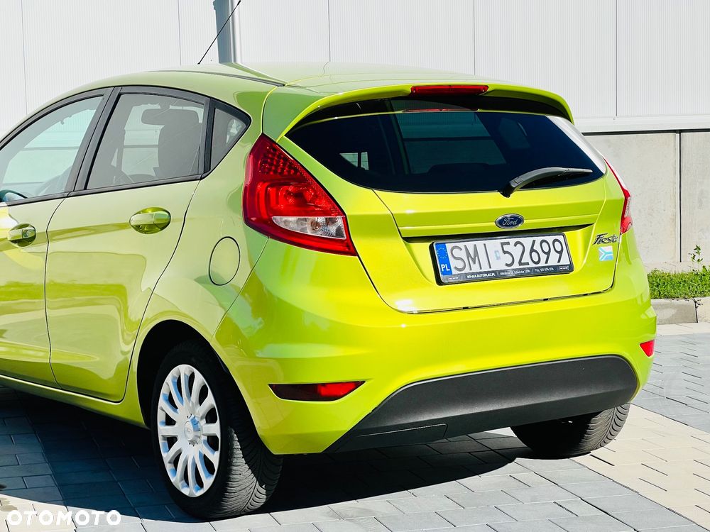 Ford Fiesta 1.25 Ambiente - 11