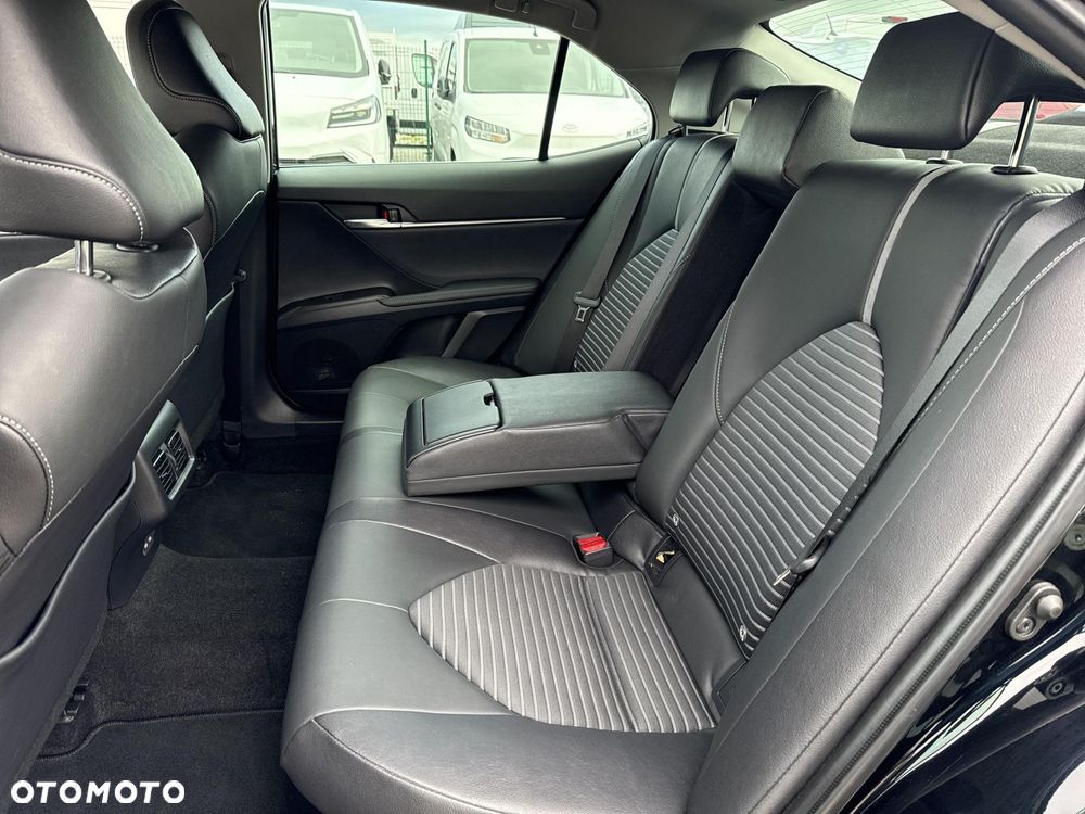 Toyota Camry 2.5 Hybrid Prestige CVT - 15