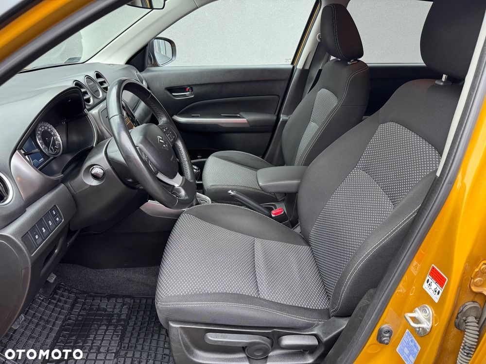 Suzuki Vitara 1.4 Boosterjet SHVS Premium 2WD - 11