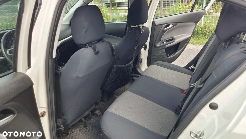 Fiat Tipo 1.4 16V Easy - 23