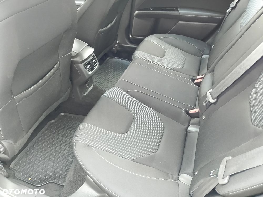 Ford Mondeo 2.0 EcoBlue Titanium - 16