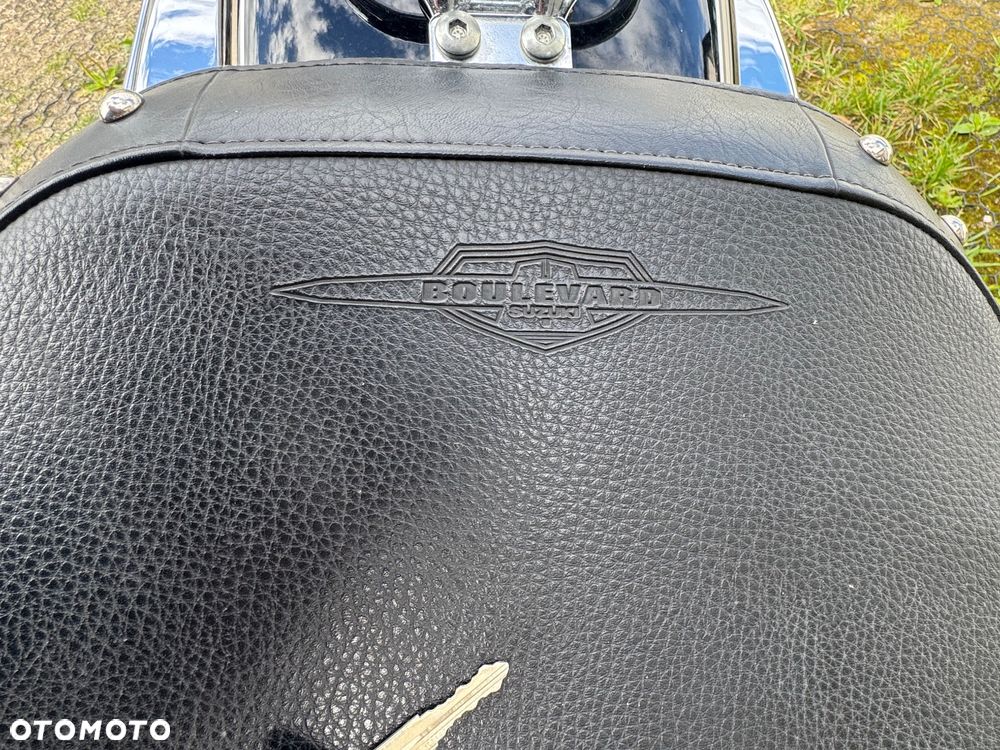 Suzuki VL 800 Volusia - Boulevard C50 - 16