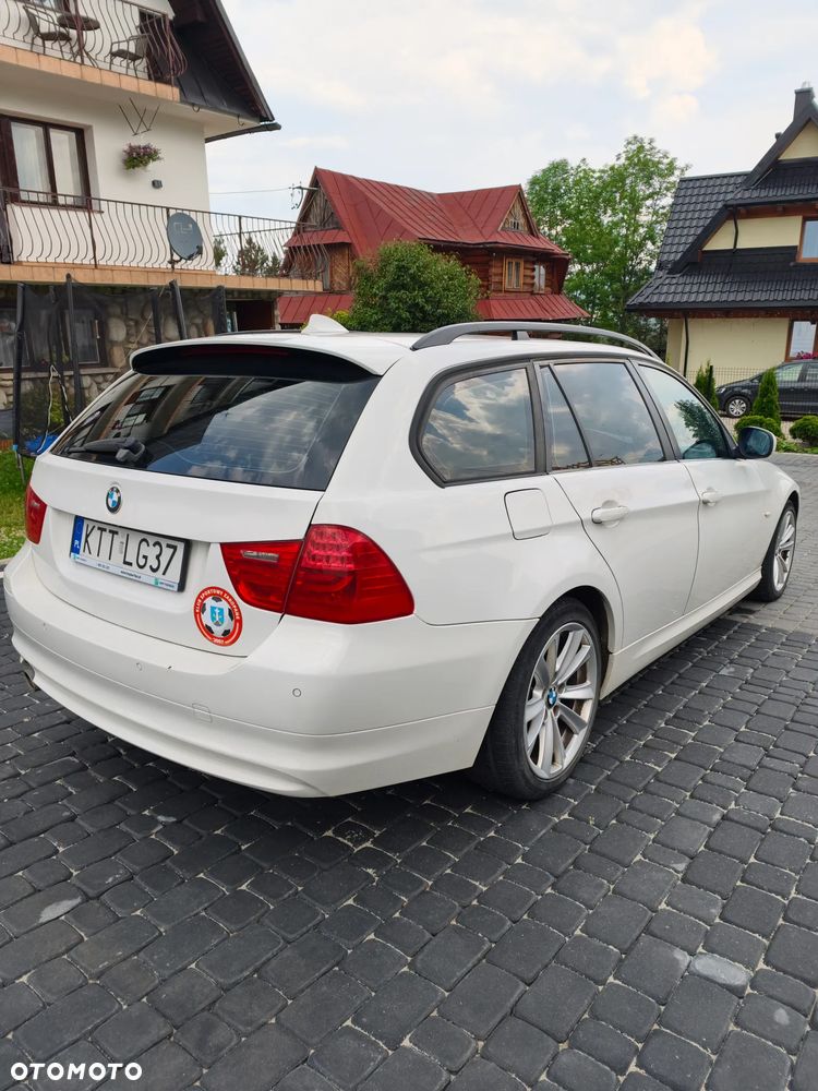 BMW Seria 3 318d - 2