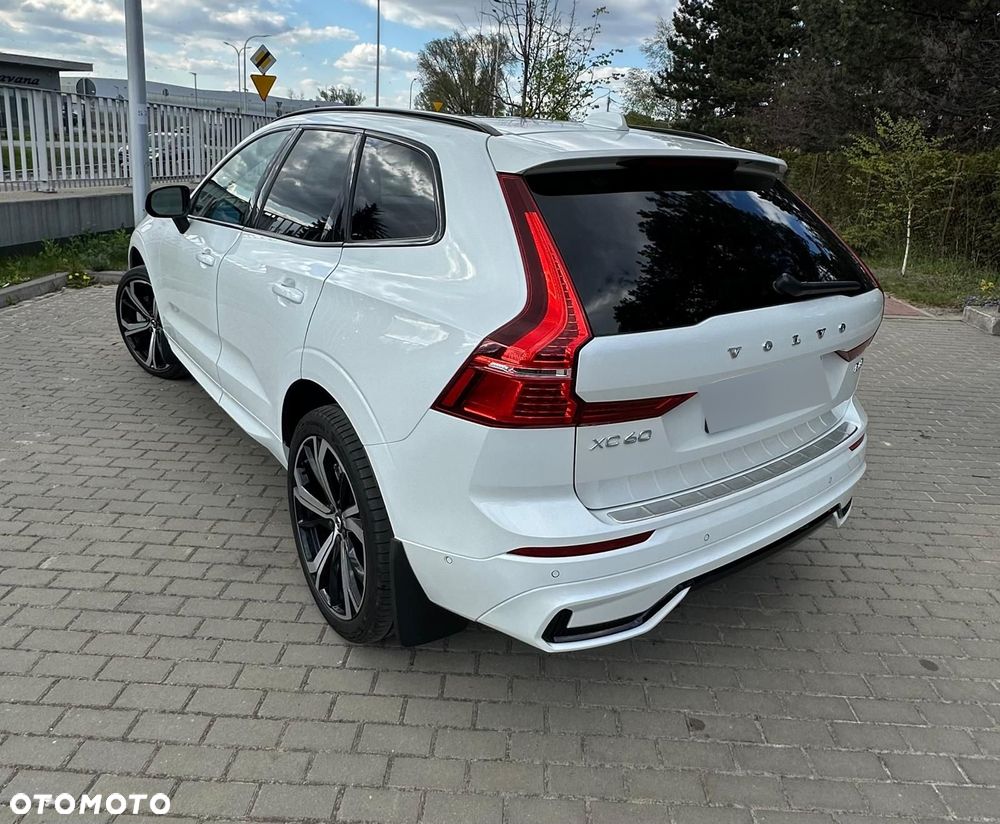 Volvo XC 60 B6 B AWD R-Design - 23