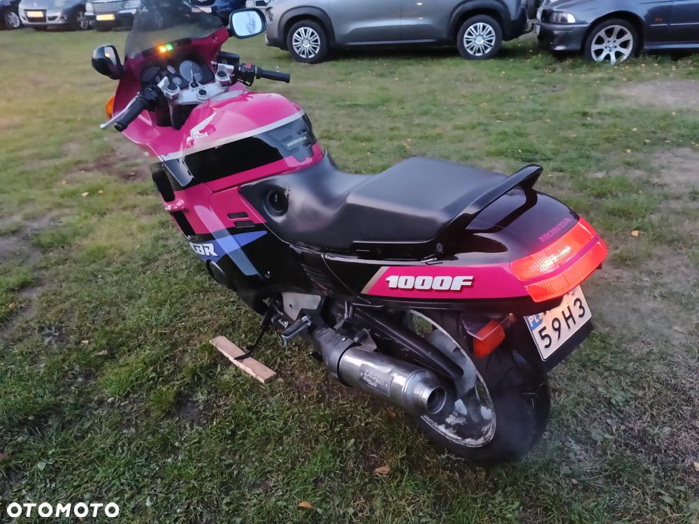 Honda CBR - 5