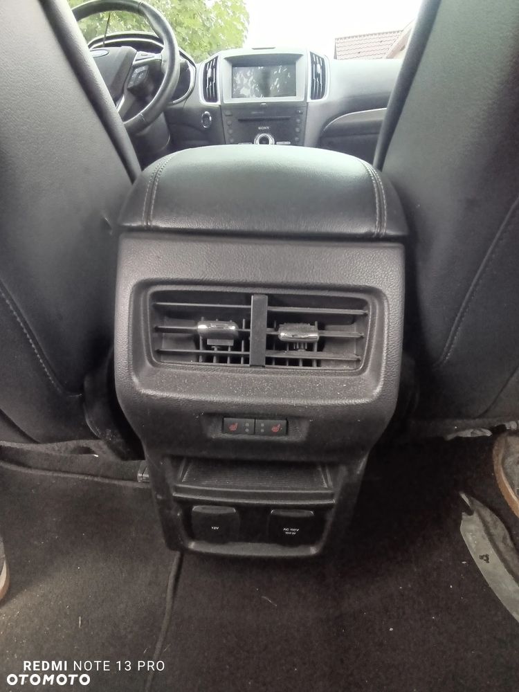 Ford Edge - 11