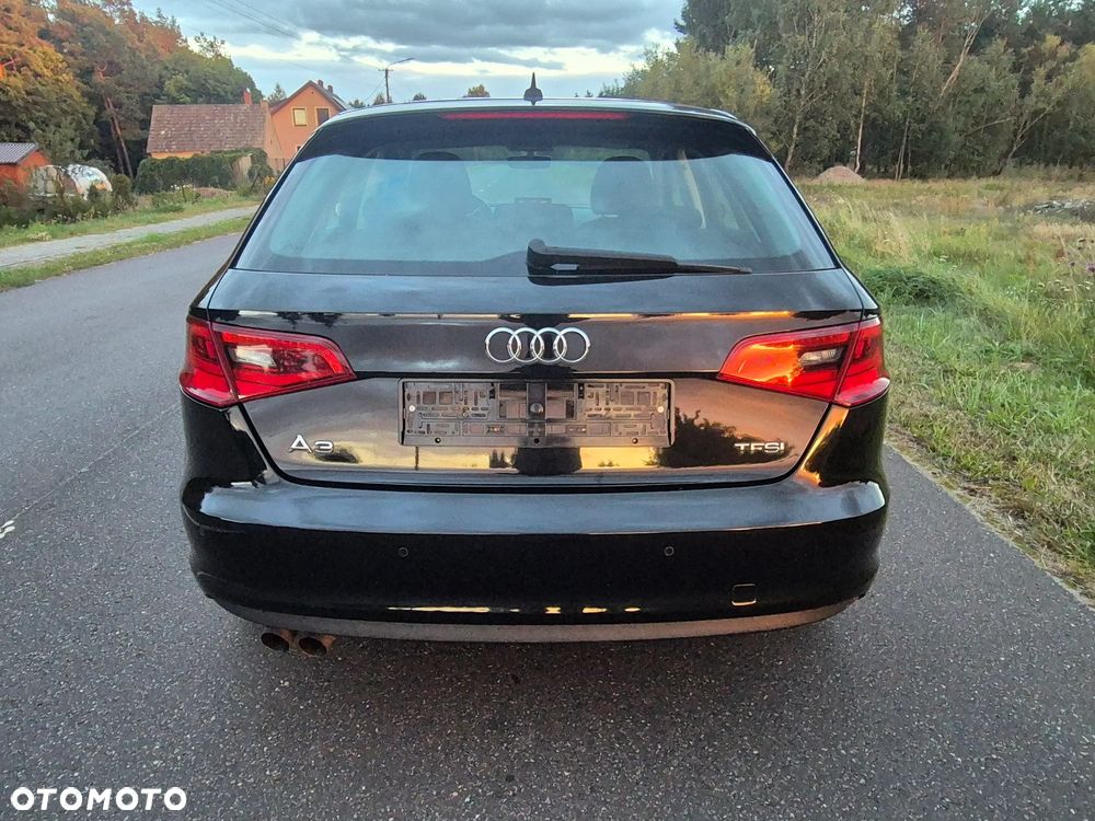 Audi A3 Sportback 1.4 TFSI S tronic Ambiente - 11