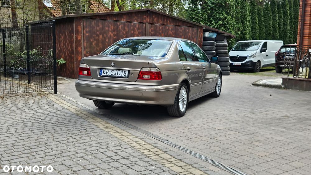 BMW Seria 5 - 8
